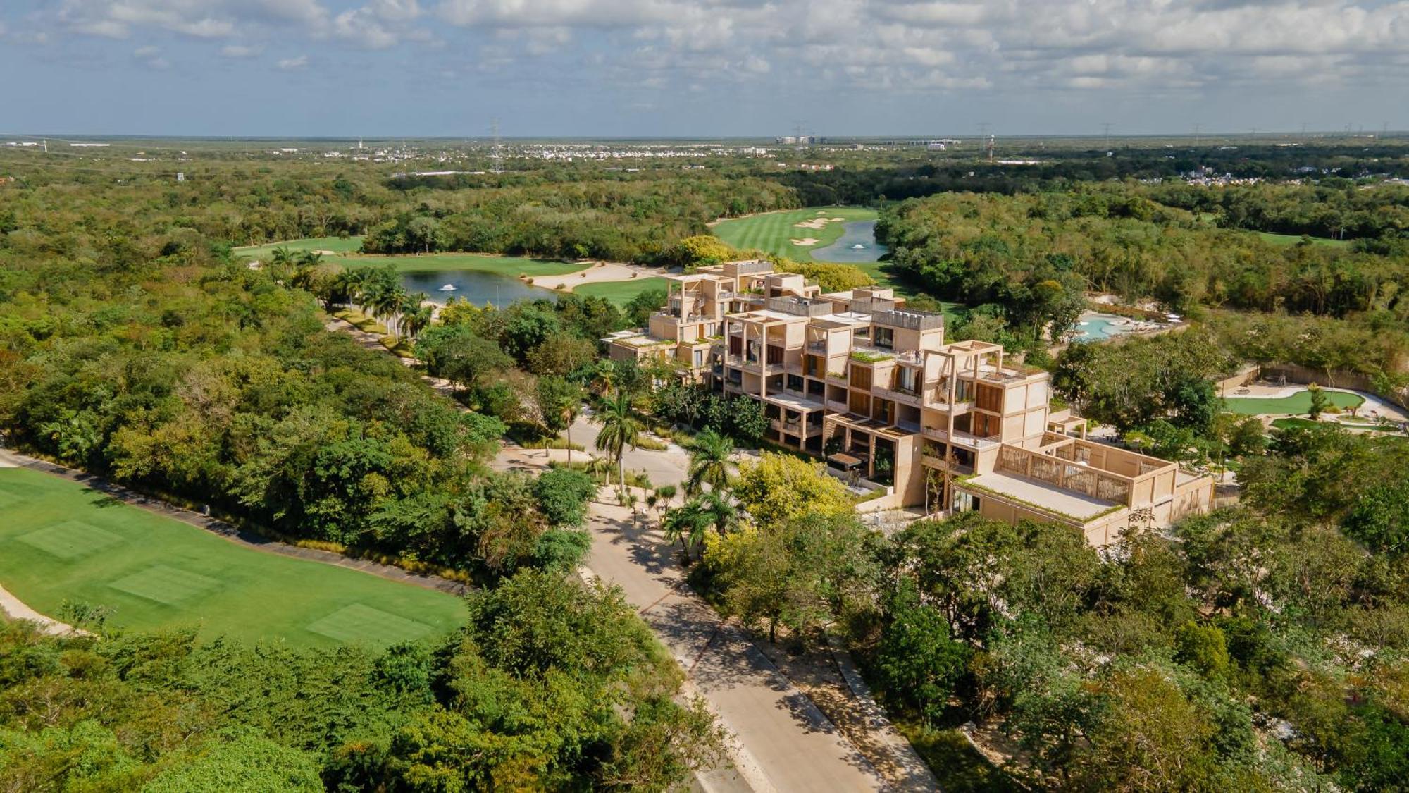 Apartamento Lumina At The Village Luxury Residences In Corasol Playa del Carmen